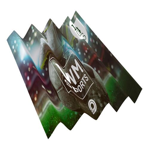 Geknickte Fanklatsche mit Fu�ballmotiv