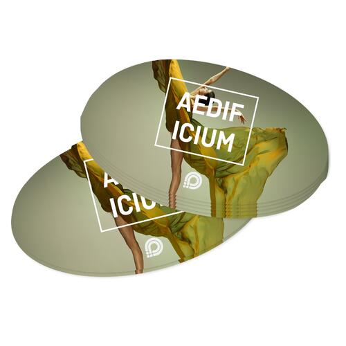 Adesivo ovale in carta.