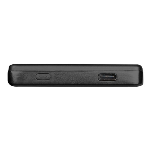 Power bank nera con porte USB.