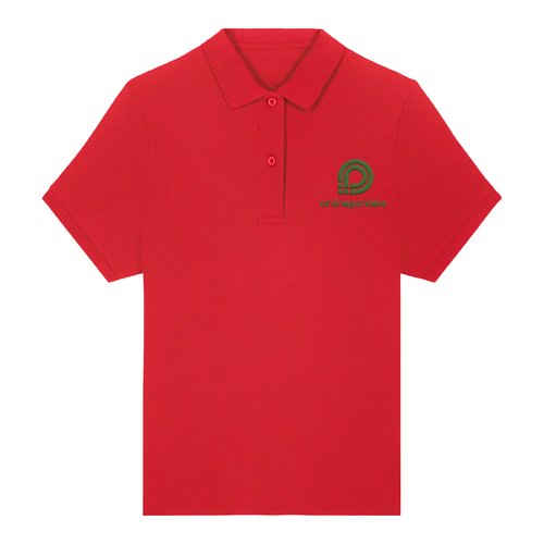 Polo rosso da donna in cotone biologico con abbottonatura corta.