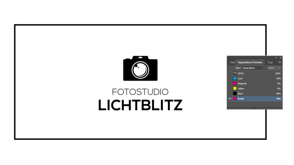 Un logo con un'icona di macchina fotografica nera con un design di lente sopra le parole in grassetto e maiuscole FOTOSTUDIO LICHTBLITZ. Sul lato destro, un pannello di anteprima della separazione dei colori mostra i valori percentuali, migliorati con vernice in rilievo per aggiungere texture e profondità.