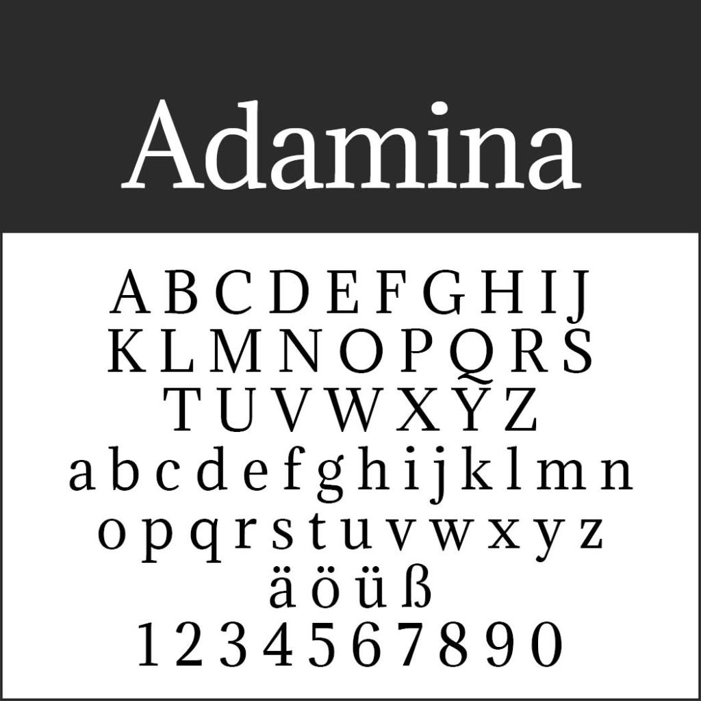 Un'immagine che mostra il font Adamina con lettere maiuscole, minuscole, caratteri speciali e numeri. Su uno sfondo bianco, il font appare in un banner nero sopra il display dei caratteri per una facile lettura. Adamina è un vero esempio di font facili da leggere.