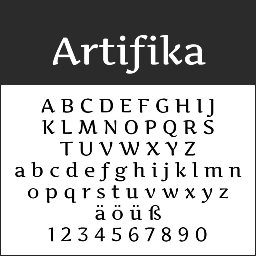 Esempio di font intitolato Artifika che mostra lettere maiuscole e minuscole, caratteri speciali (ä, ö, ü, ß) e numeri da 0 a 9 in stile serif su sfondo bianco. Un esempio splendidamente progettato di font facili da leggere che unisce eleganza e leggibilità.